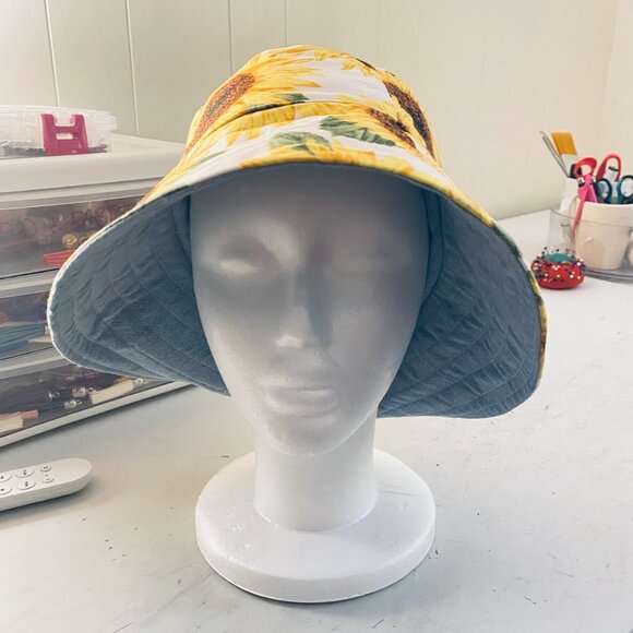 Accessories - Reversible Bucket Hat